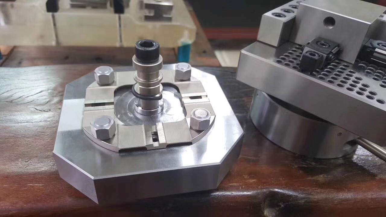 小型零件鑲嵌專用定位夾具